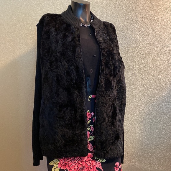 Kathie Lee Collection Black Faux Fur Sweater - Picture 2 of 9